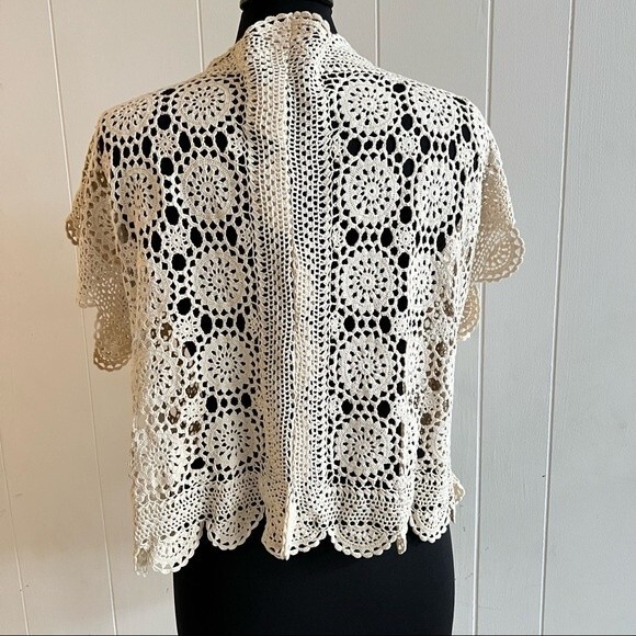 Boho crochet handmade doilies vest - Picture 5 of 10